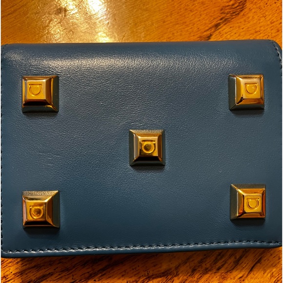Salvador Ferragamo Small blue excellent wallet - Picture 1 of 13
